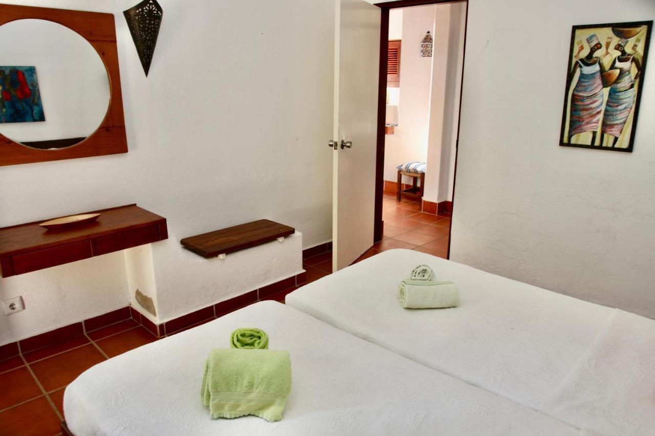 Villa Jacaranda - 550M From The Beach - Free Wifi - By Bedzy 알부페이라 외부 사진